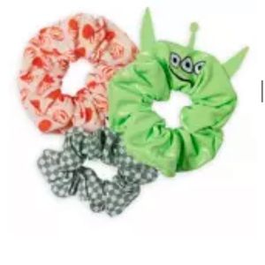 Adult hair scrunchies